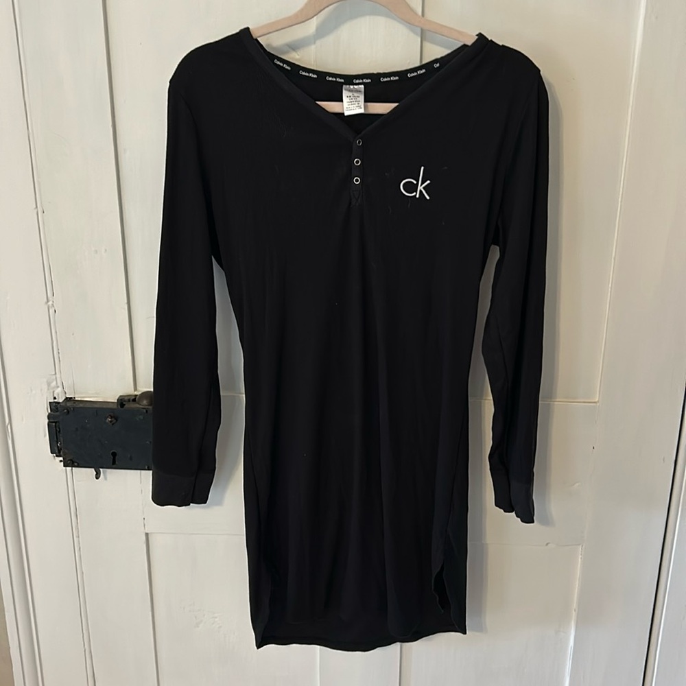 Calvin Klein sleepwear black long sleeve nightgown size M